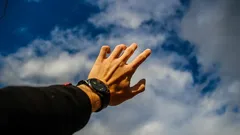 Dlaczego wraz z wiekiem wydaje nam się, że czas płynie szybciej?