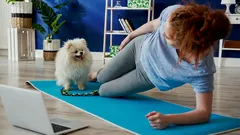 Jak uzyskać płaski brzuch po czterdziestce bez bólu pleców i napięcia kręgosłupa