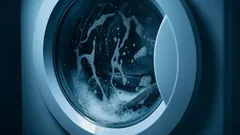 Czy ze względów higienicznych można prać skarpetki i bieliznę razem?